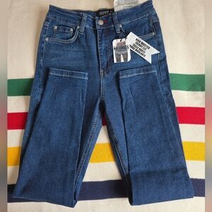 DD77 'No Limits' Cuffed High-Rise Forever Stretch Skinny Jeans S 8-10 NEW w Tags